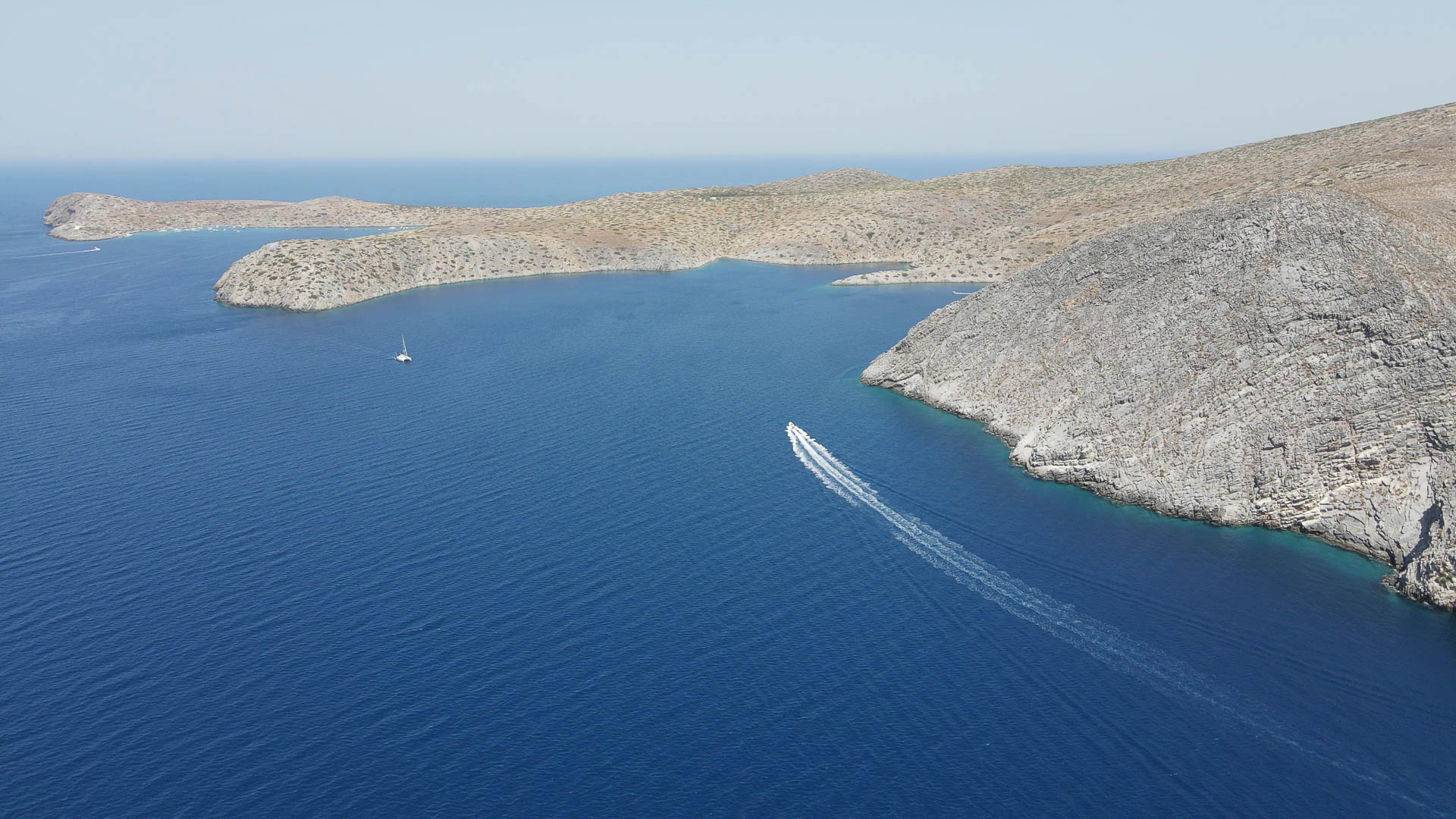 Summer_Escapes_Private_Cruises-1