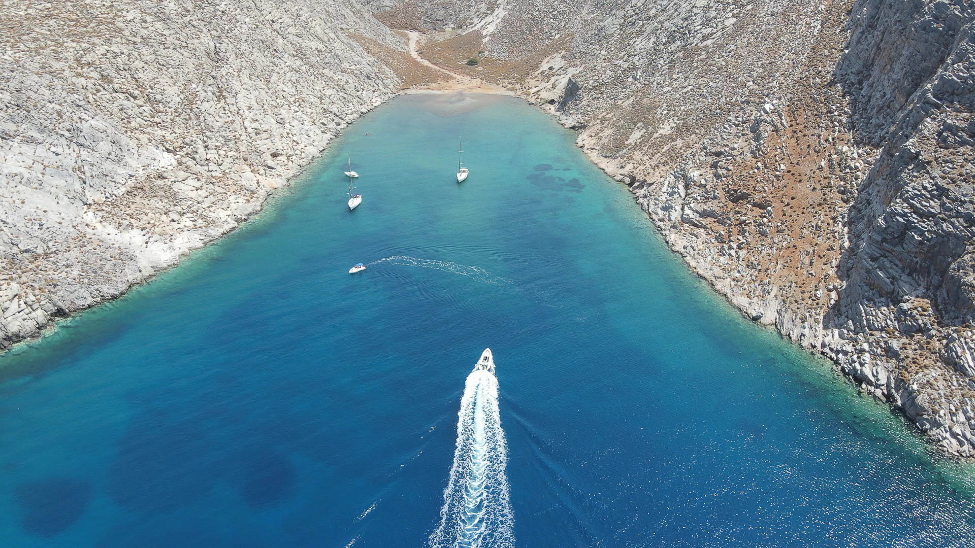 Summer_Escapes_Private_Cruises-4